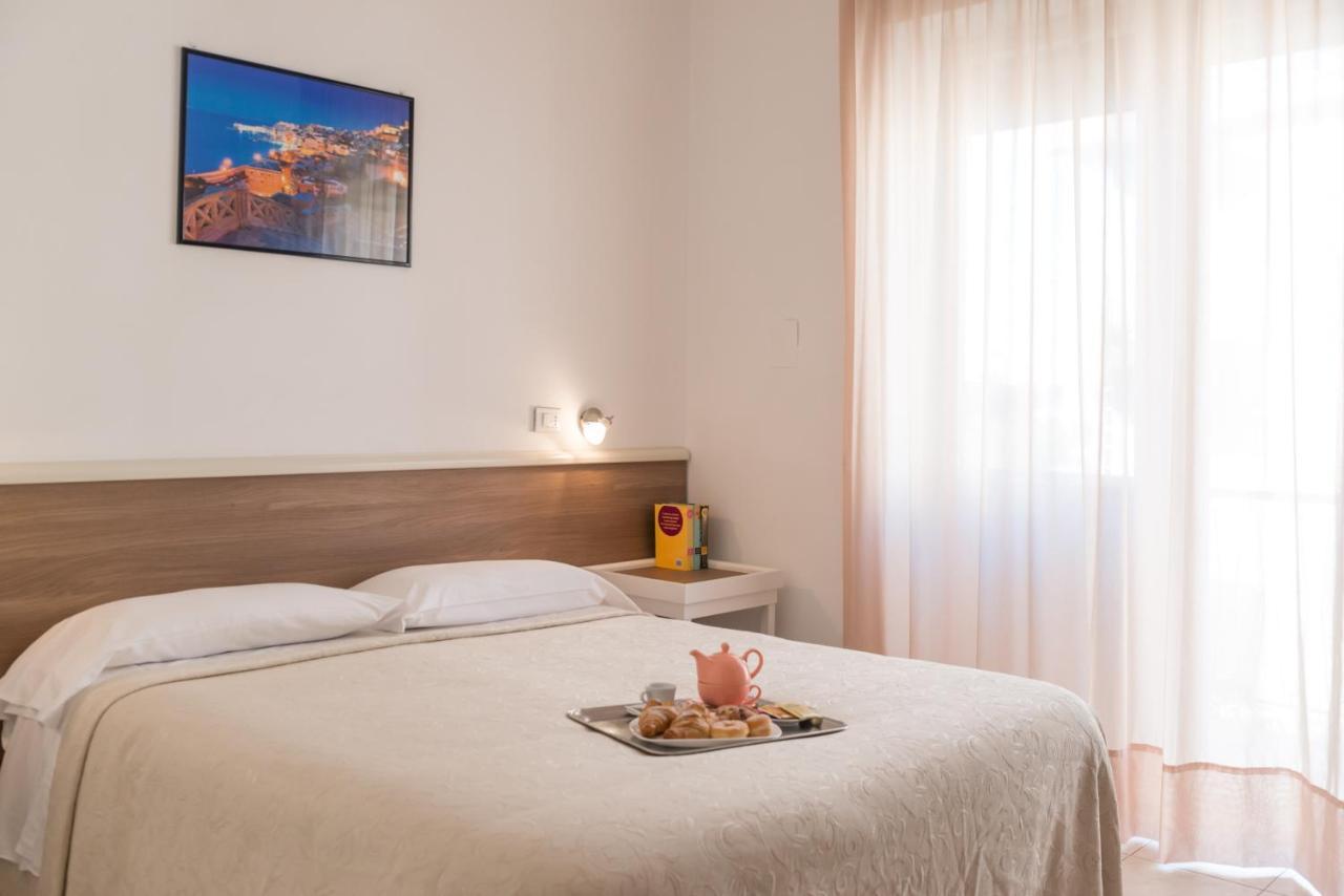 Hotel Viola Gaeta Luaran gambar